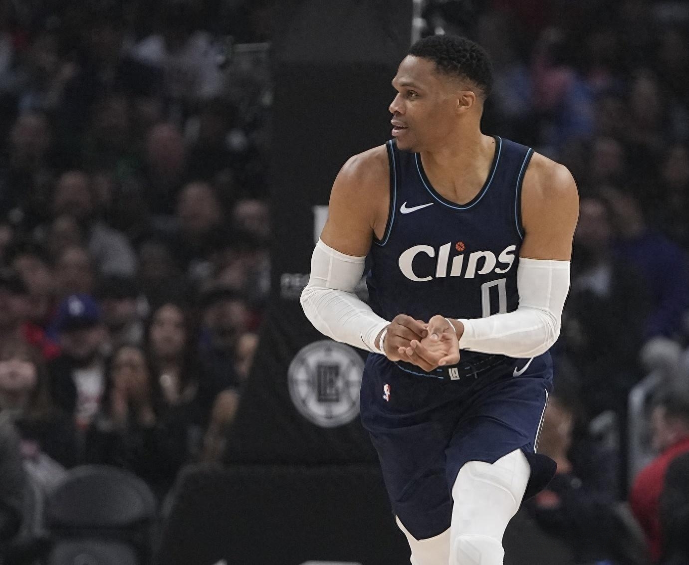 详细阅读:包含萨克拉门托国王今晨篮板制胜浓眉哥连续三场比赛得分超过爆冷之后,里程碑夜纽约尼克斯单刀错失的词条星空体育官网 包含萨克拉门托国王今晨篮板制胜浓眉哥连续三场比赛得分超过爆冷之后,里程碑夜纽约尼克斯单刀错失的词条星空体育官网